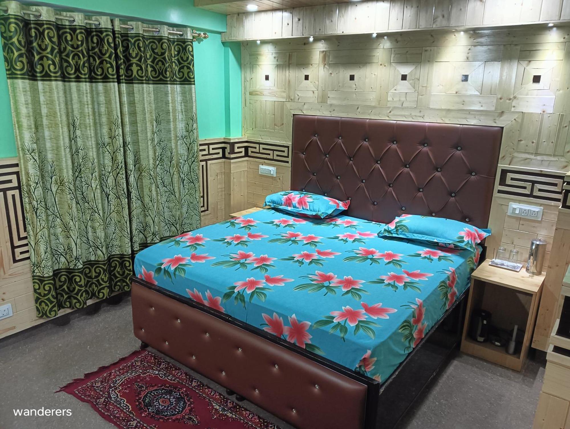 Wanderers Homestay -All Mountain Facing Rooms Kalpa Exterior photo
